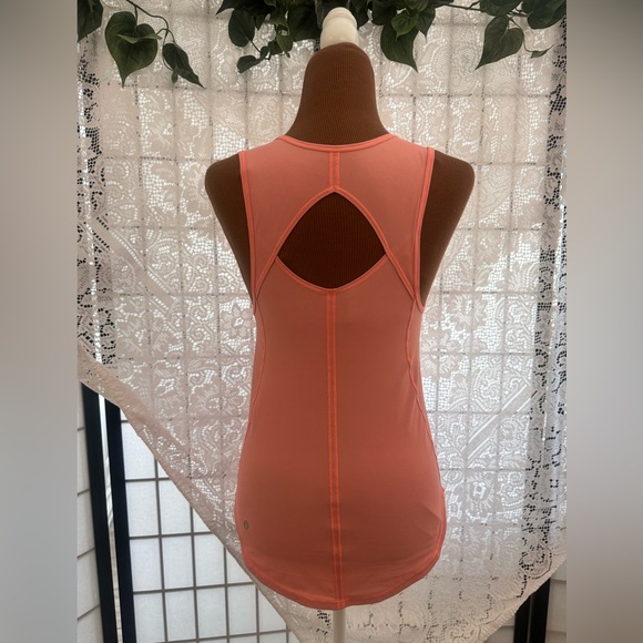 Lululemon Athletica Open Back Tank Top Women’s Size Small - Picture 4 of 11